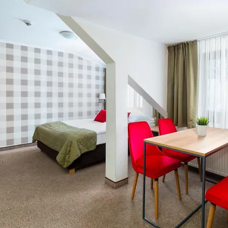 Lesny Dwor Piekarnia Mio Padre Restauracja Mamma Mia Bed & Breakfast Karpacz