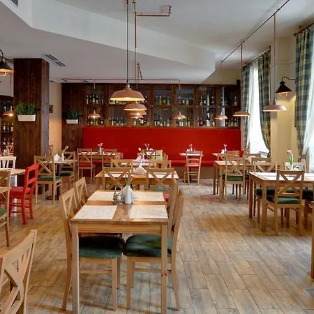 Bed & Breakfast Lesny Dwor Piekarnia Mio Padre Restauracja Mamma Mia Karpacz