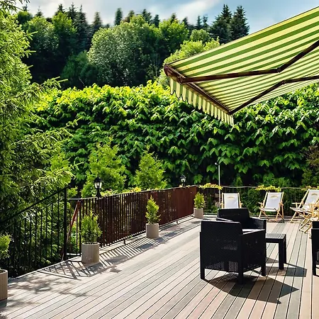 Lesny Dwor Piekarnia Mio Padre Restauracja Mamma Mia Bed & Breakfast Karpacz