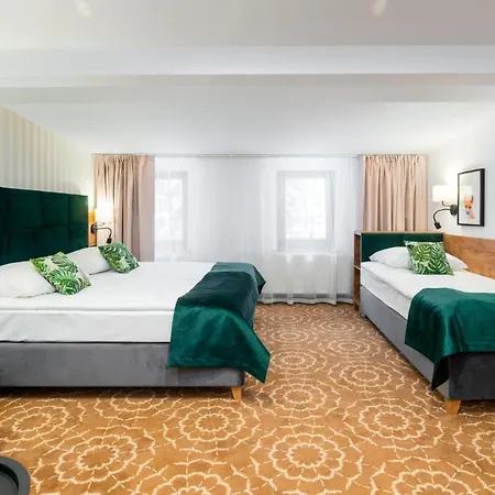 Alojamento de Acomodação e Pequeno-almoço Leśny Dwór