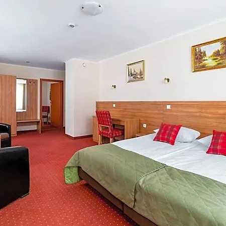 Lesny Dwor Piekarnia Mio Padre Restauracja Mamma Mia Bed & Breakfast Karpacz