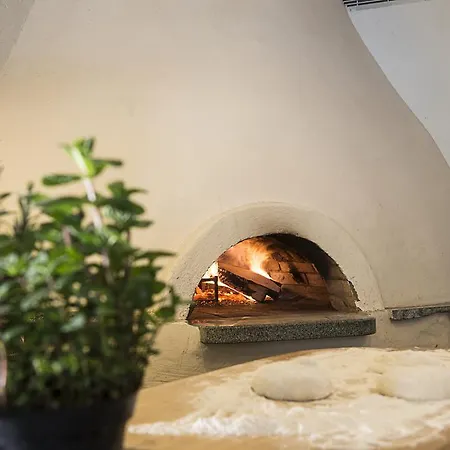 Lesny Dwor Karpacz Piekarnia Mio Padre Restauracja Mamma Mia * Karpacz