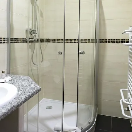 Leśny Dwór Alojamento de Acomodação e Pequeno-almoço