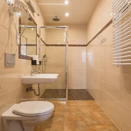 Lesny Dwor Karpacz Piekarnia Mio Padre Restauracja Mamma Mia Bed & Breakfast