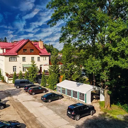 לינה וארוחת בוקר Lesny Dwor Piekarnia Mio Padre Restauracja Mamma Mia