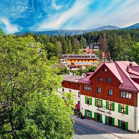 Lesny Dwor Karpacz Piekarnia Mio Padre Restauracja Mamma Mia Bed & Breakfast Karpacz
