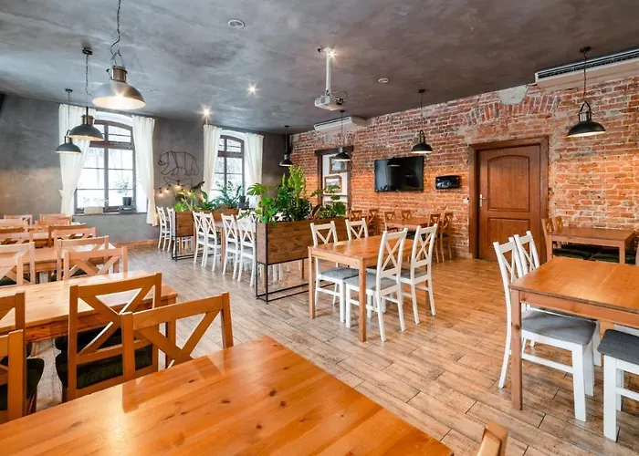 Lesny Dwor Piekarnia Mio Padre Restauracja Mamma Mia 3*