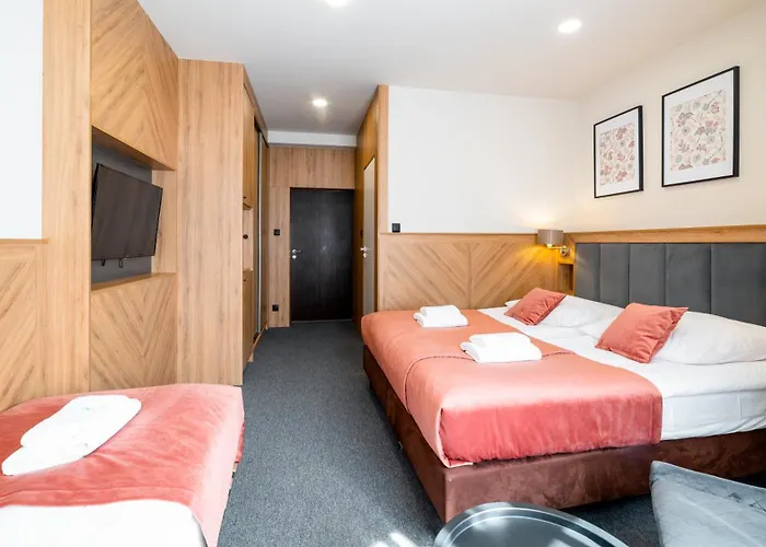 Lesny Dwor Piekarnia Mio Padre Restauracja Mamma Mia Karpacz